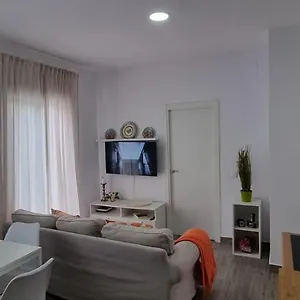 cozy-quiet-apartment-in-malaga.hotelsinnerja.org/